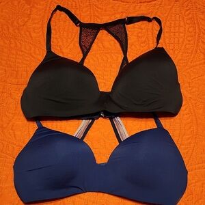 Victoria's Secret Black and Blue Bra Set